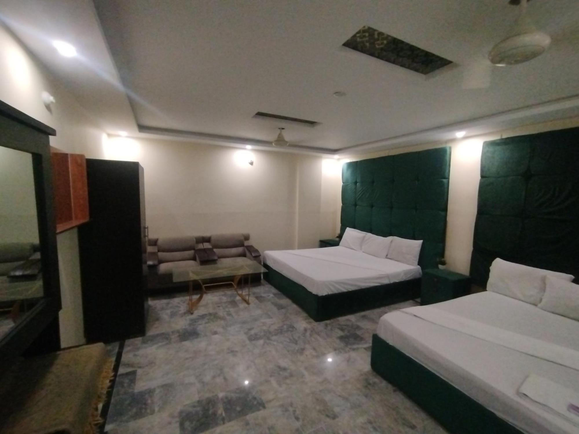 Hotel Crown Plaza, Near Karachi Airport, Darul Sehat Hospital, Dow, Agha Khan And Liaqat Hospital Exteriér fotografie