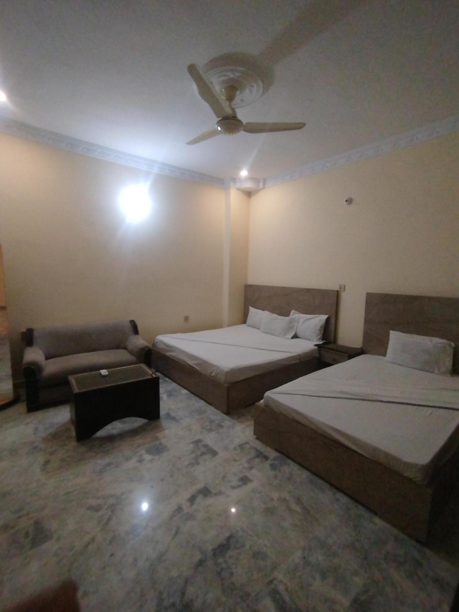 Hotel Crown Plaza, Near Karachi Airport, Darul Sehat Hospital, Dow, Agha Khan And Liaqat Hospital Exteriér fotografie