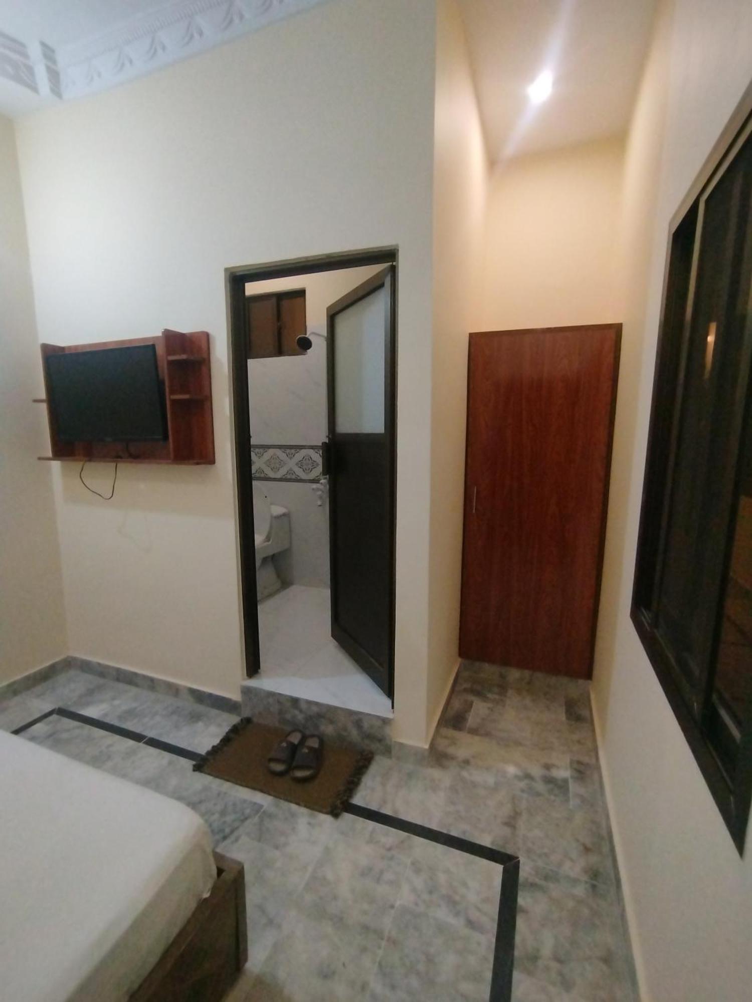 Hotel Crown Plaza, Near Karachi Airport, Darul Sehat Hospital, Dow, Agha Khan And Liaqat Hospital Exteriér fotografie
